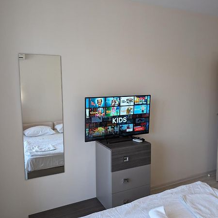 Sunny Star Dreams Condo W Prime Location, Pool, Sea View Sweti Wlas Exterior foto