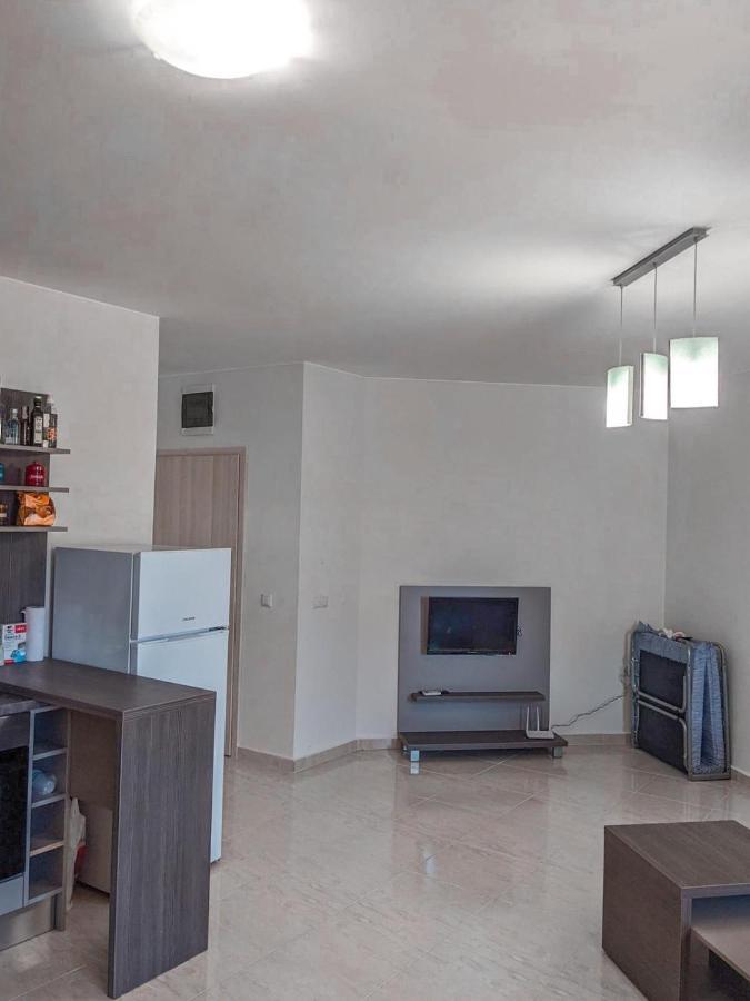 Sunny Star Dreams Condo W Prime Location, Pool, Sea View Sweti Wlas Exterior foto